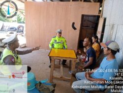 Satlantas Polres MBD Mengedukasi Kamseltibcarlantas, Ingatkan Warga Disiplin Berlalu Lintas
