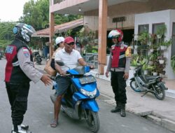 Polsek Babar Timur Berikan Pemahaman Kepada Warga, Tingkatkan Disiplin Berlalu Lintas