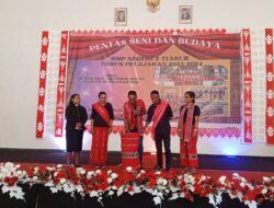 Kadis Dikbud Kab. MBD, Resmi Buka Kegiatan Pentas Seni Dan Budaya SMP N 2 Tiakur