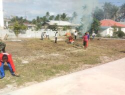 Koramil-02/Masela bersama Warga Giat Jumat Bersih, Sambut HUT RI