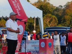Noach Tutup Turnamen Bola Volly Bupati Cup II