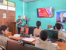 Kominfo Ambon Gandeng Fisip Unpatti dan GMKI Sosialisasi Literasi Digital di Sekolah