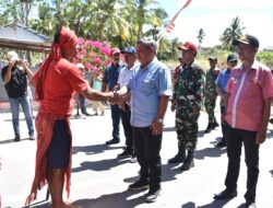 Bupati MBD Dorong Pantai Lawain Jadi Wisata Favorit