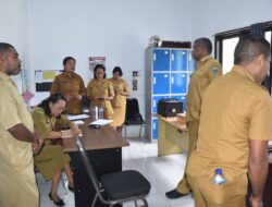 Sidak Hari Kerja Perdana 2026, Sekda MBD Temukan ASN Tak Masuk Tanpa Alasan