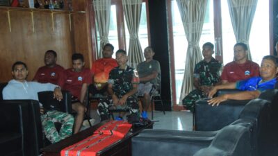 Personel Kodim Moa Gelar Nobar Piala dunia 2026