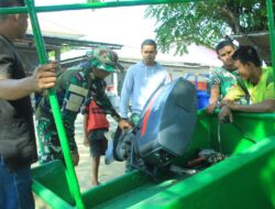 Kasad TNI-AD berikan bantuan Longbot kepada Koramil -04/Serwaru