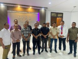 Pemkot dan DPRD Ambon Salurkan Rp250 Juta untuk Korban Gempa NTT