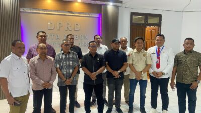 Pemkot dan DPRD Ambon Salurkan Rp250 Juta untuk Korban Gempa NTT