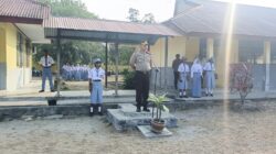 Wakapolres SBB Jadi Inspektur Upacara di SMA Negeri 2, Tekankan Akhlak dan Disiplin